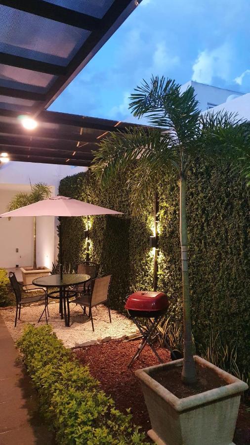 Casa Hector, Con Jacuzzi, Cerca Del Foro Gnp. Βίλα Mérida Εξωτερικό φωτογραφία