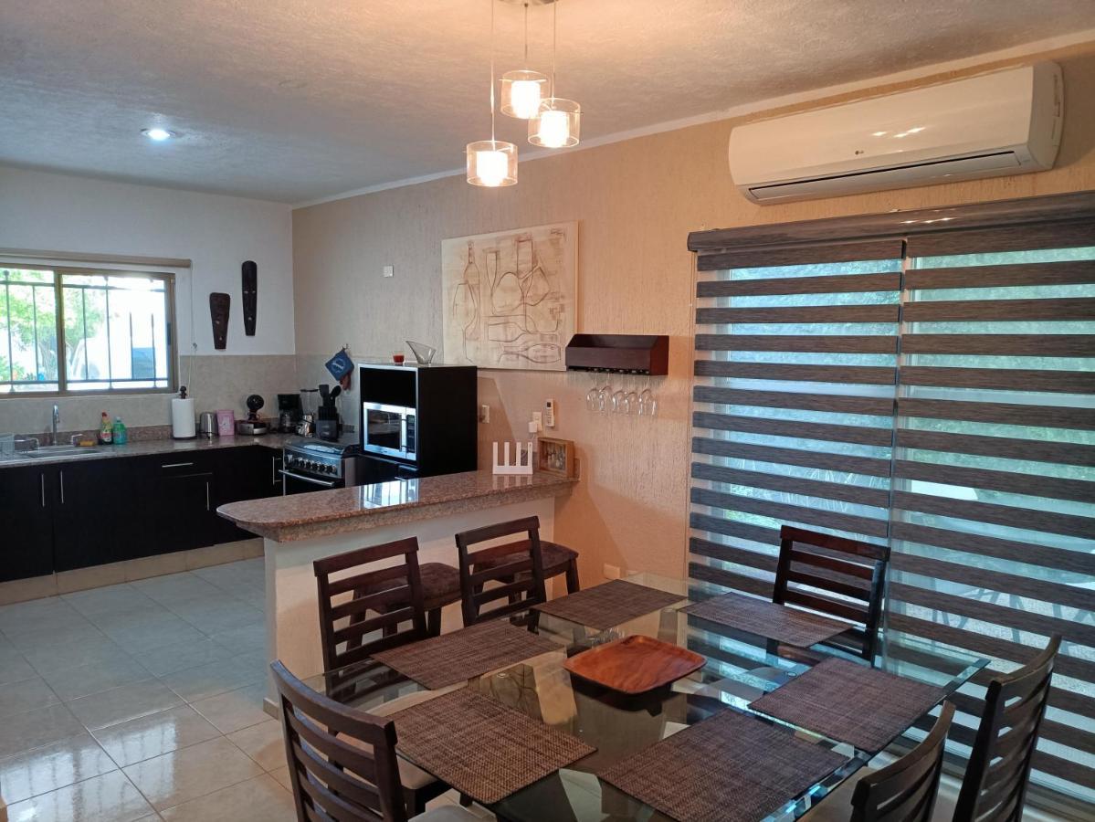 Casa Hector, Con Jacuzzi, Cerca Del Foro Gnp. Βίλα Mérida Εξωτερικό φωτογραφία