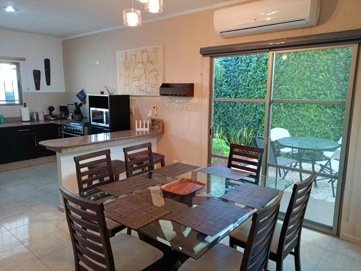 Casa Hector, Con Jacuzzi, Cerca Del Foro Gnp. Βίλα Mérida Εξωτερικό φωτογραφία