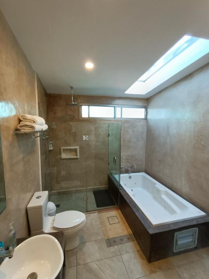 Casa Hector, Con Jacuzzi, Cerca Del Foro Gnp. Βίλα Mérida Εξωτερικό φωτογραφία