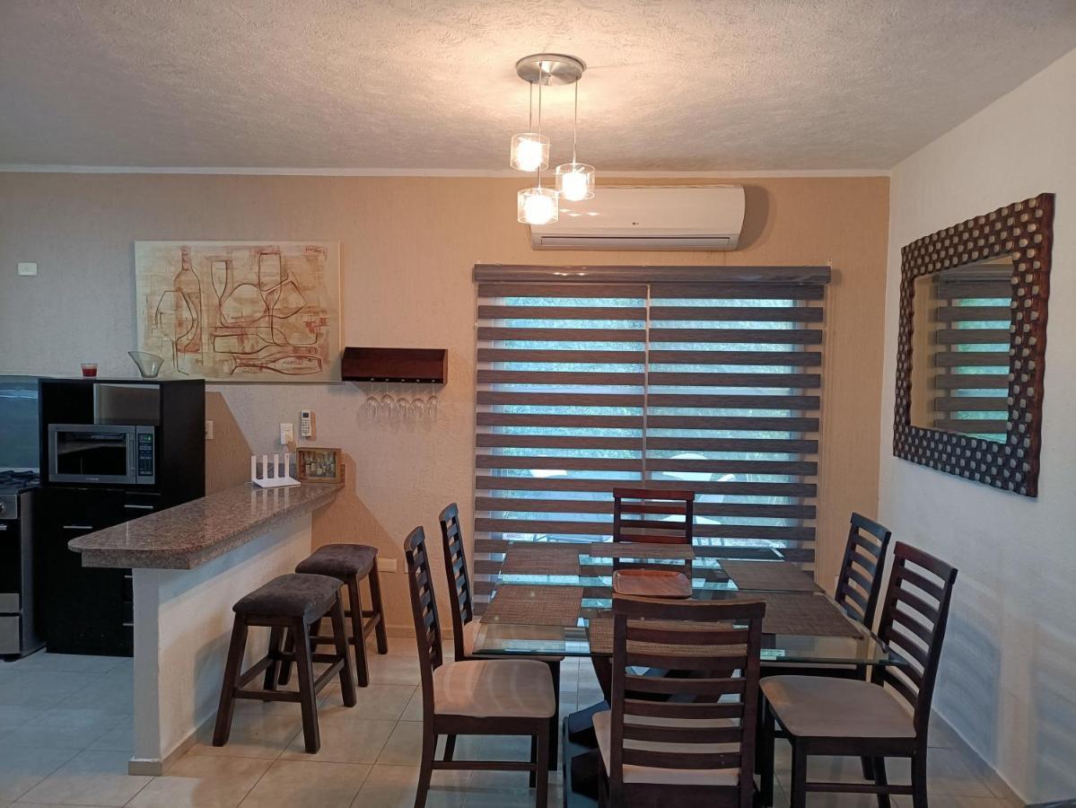 Casa Hector, Con Jacuzzi, Cerca Del Foro Gnp. Βίλα Mérida Εξωτερικό φωτογραφία